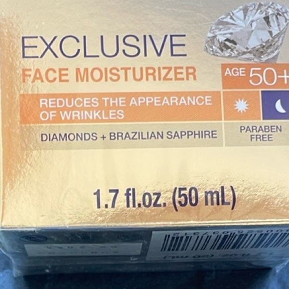 Beauty Renew 50+ Exclusive Day & Night Face Moisturizer Cream  1.7 fl oz - Picture 3 of 5